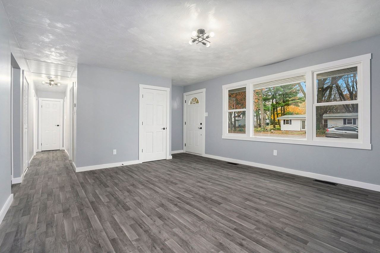 19207 Tarman Rd - Photo 7 of 27