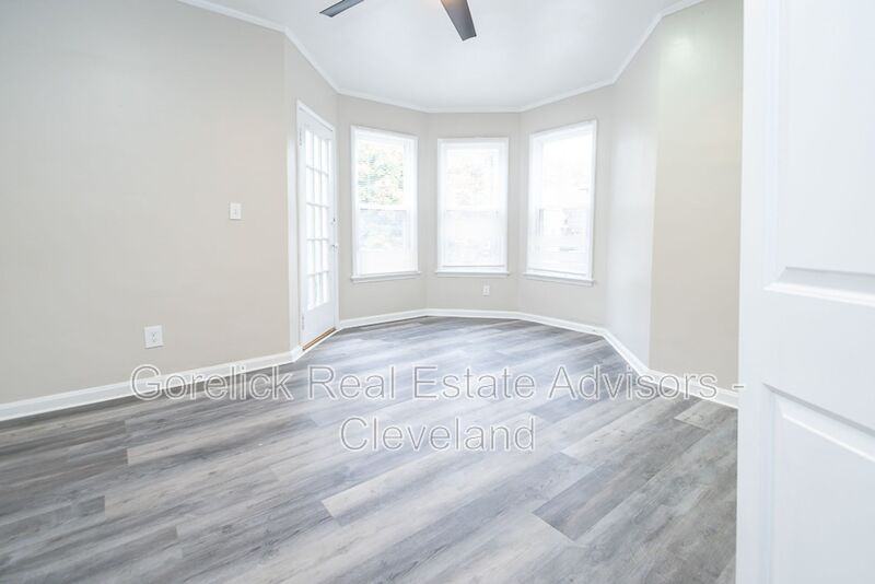 2158 Murray Hill Rd - Photo 3 of 40