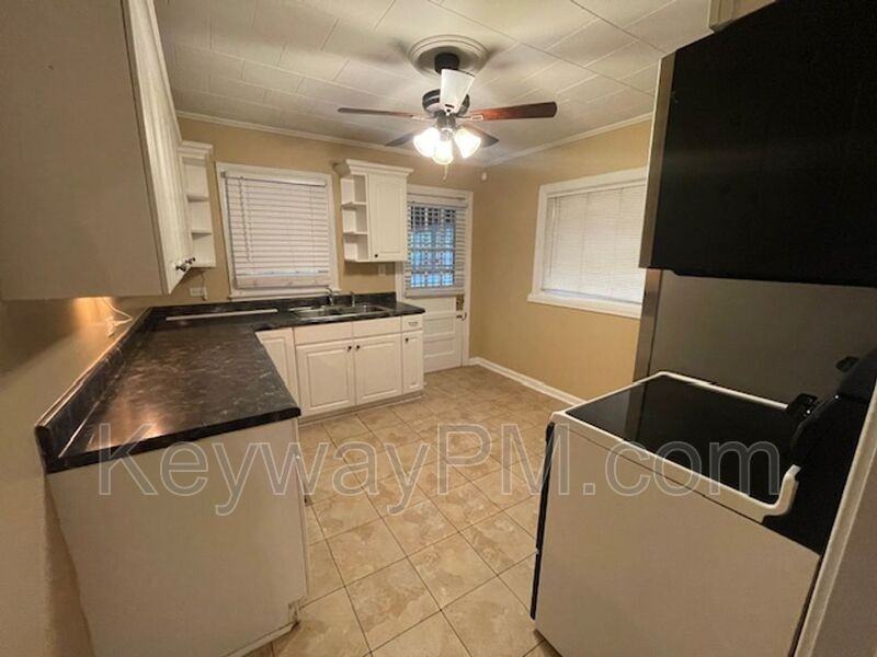 3517 Trolley Line Rd - Photo 7 of 16