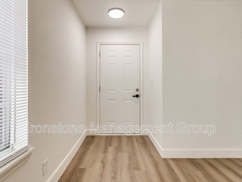 4521 E 31st St #59 - Photo 3 of 50