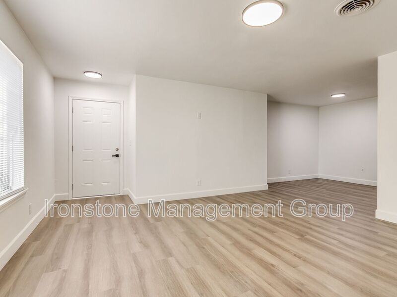 4521 E 31st St #59 - Photo 4 of 50