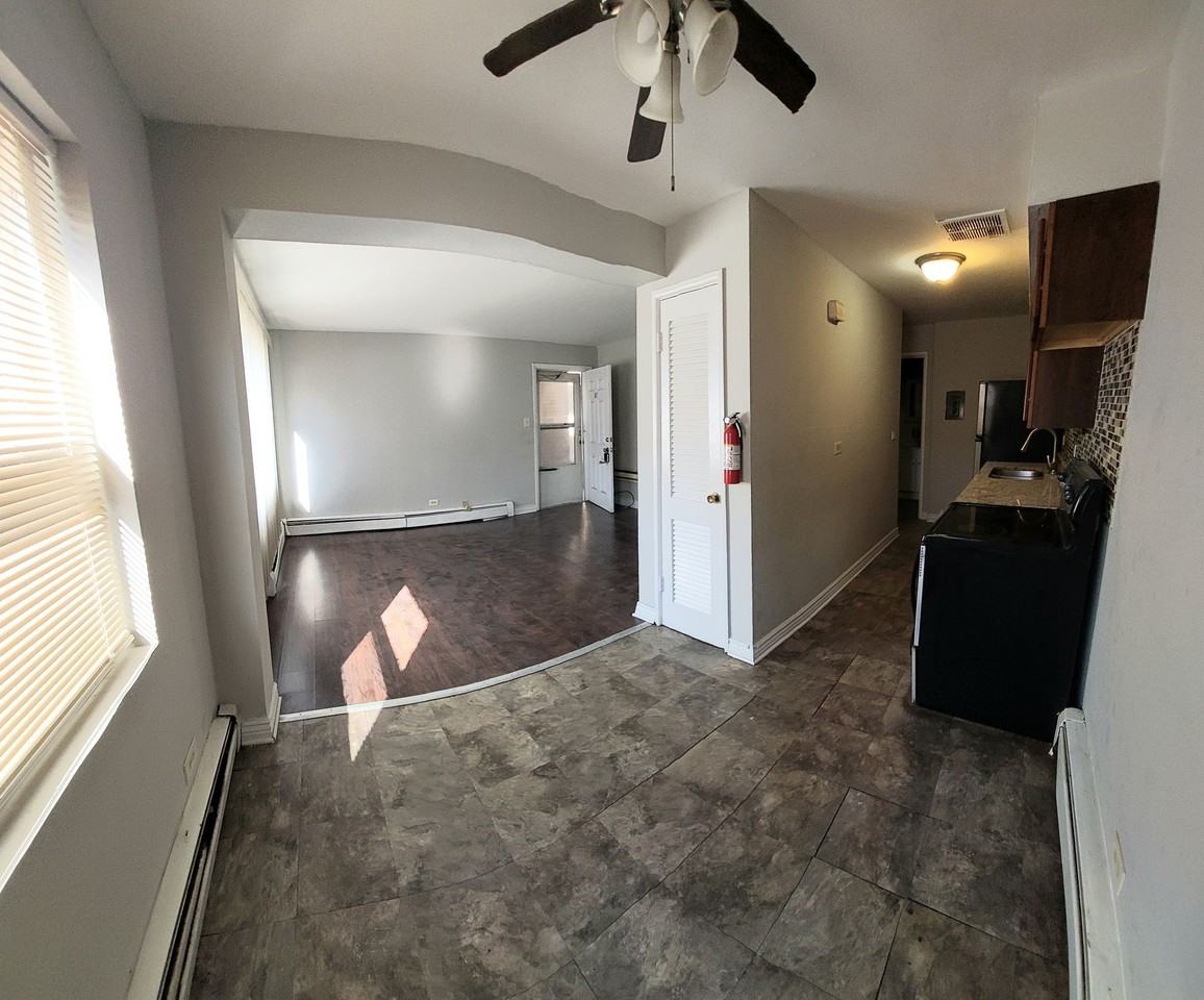 51 Western - Photo 3 of 17