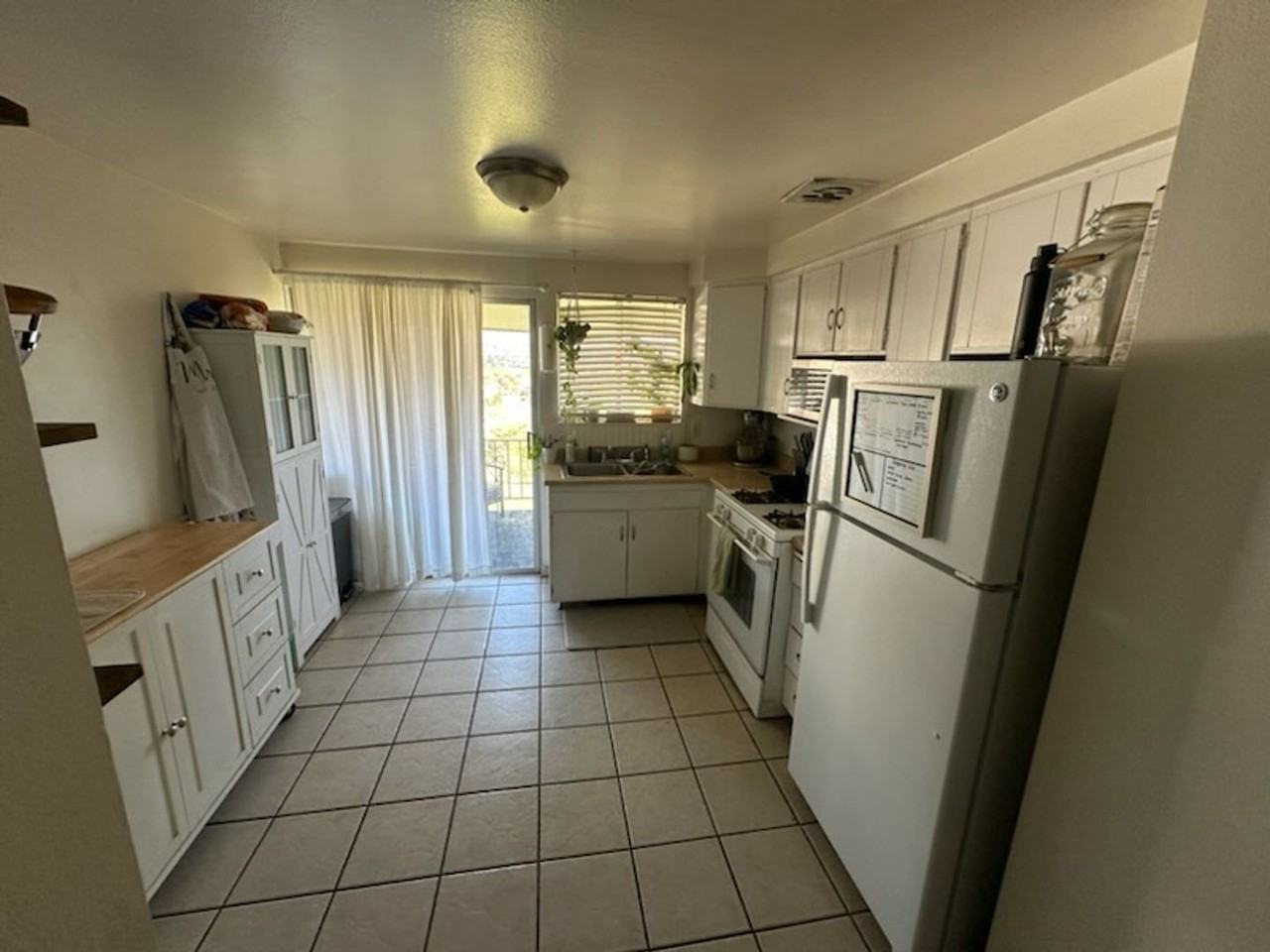 1583 S 800 E - Photo 2 of 5