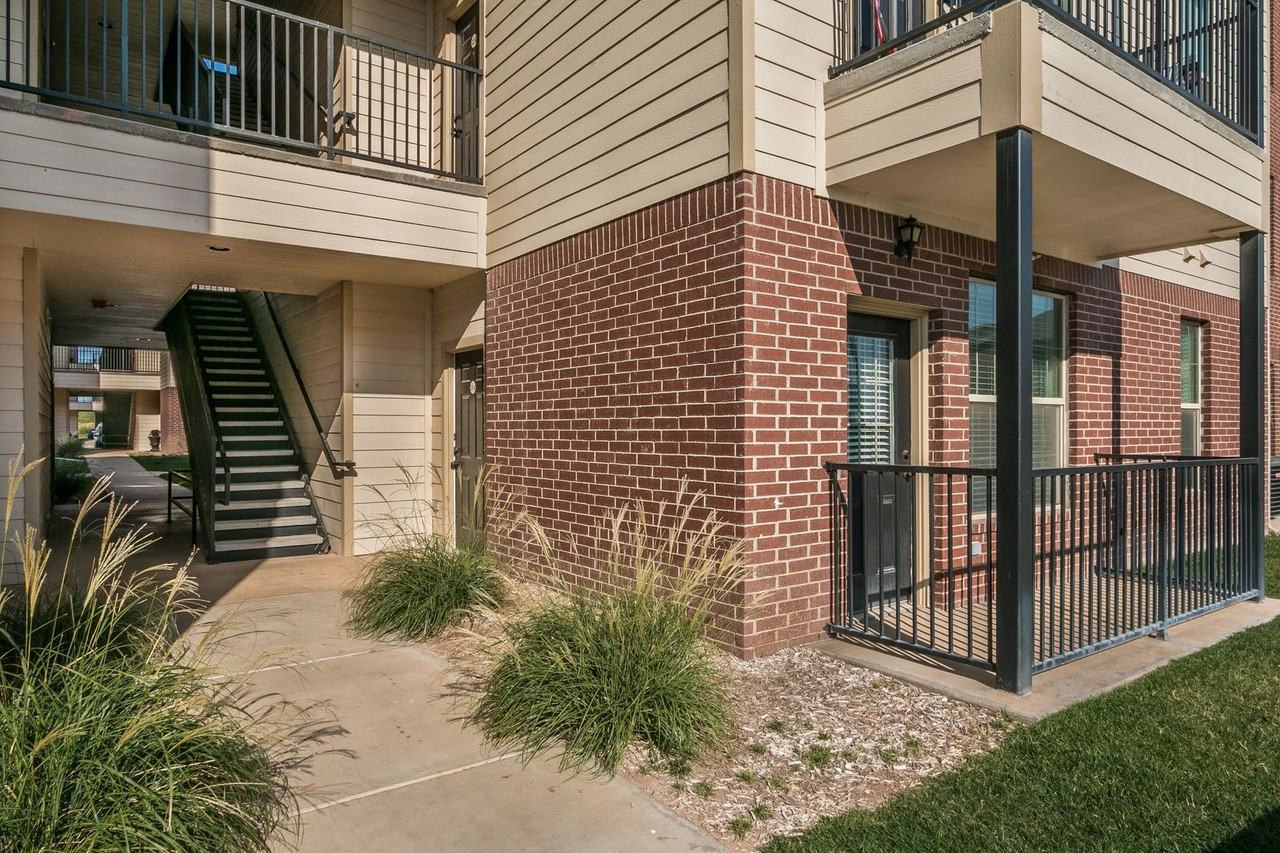 Ridgewood Apartments - Photo 3 of 50