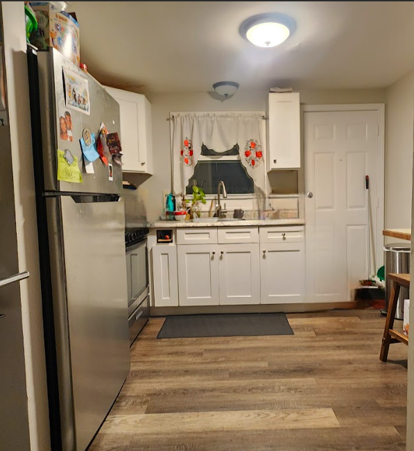 76 Hamilton St - Photo 3 of 9