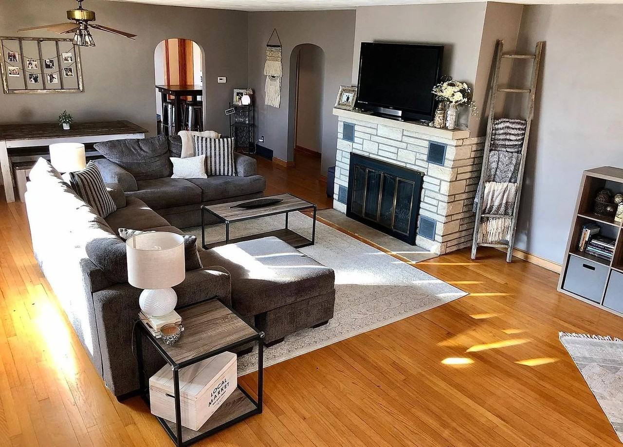 1328 N 8th St - Photo 3 of 10