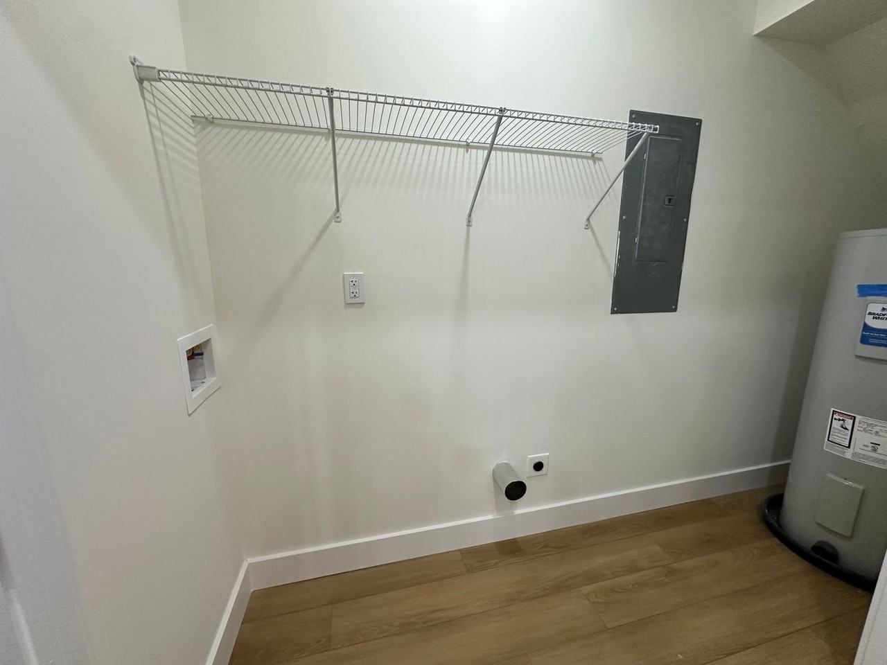 2638B Sunnymeade Rd - Photo 7 of 22