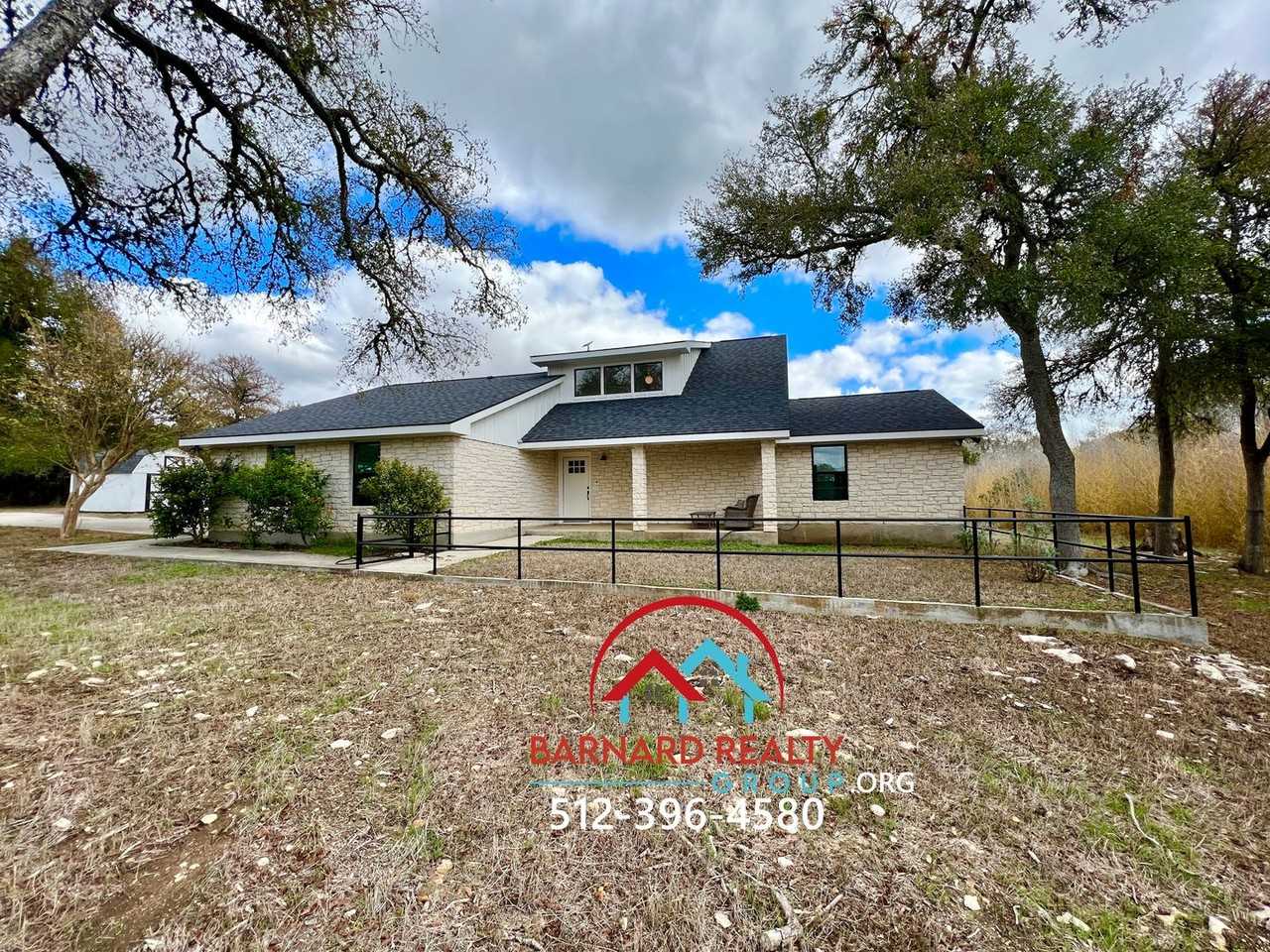 722 Thousand Oaks Loop