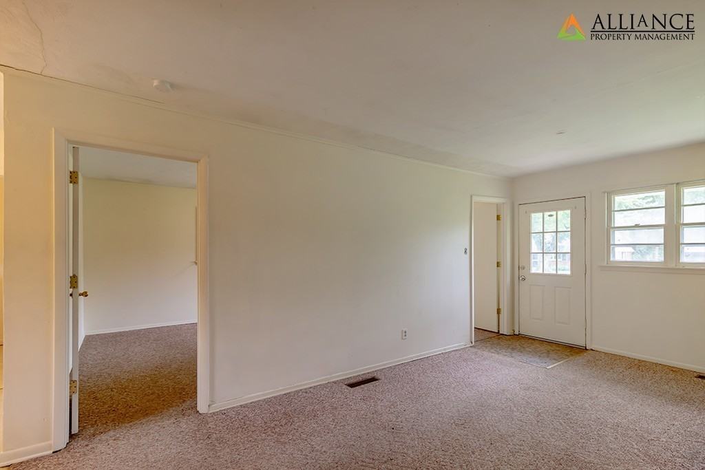 1533 Pipher Lane - Photo 2 of 26