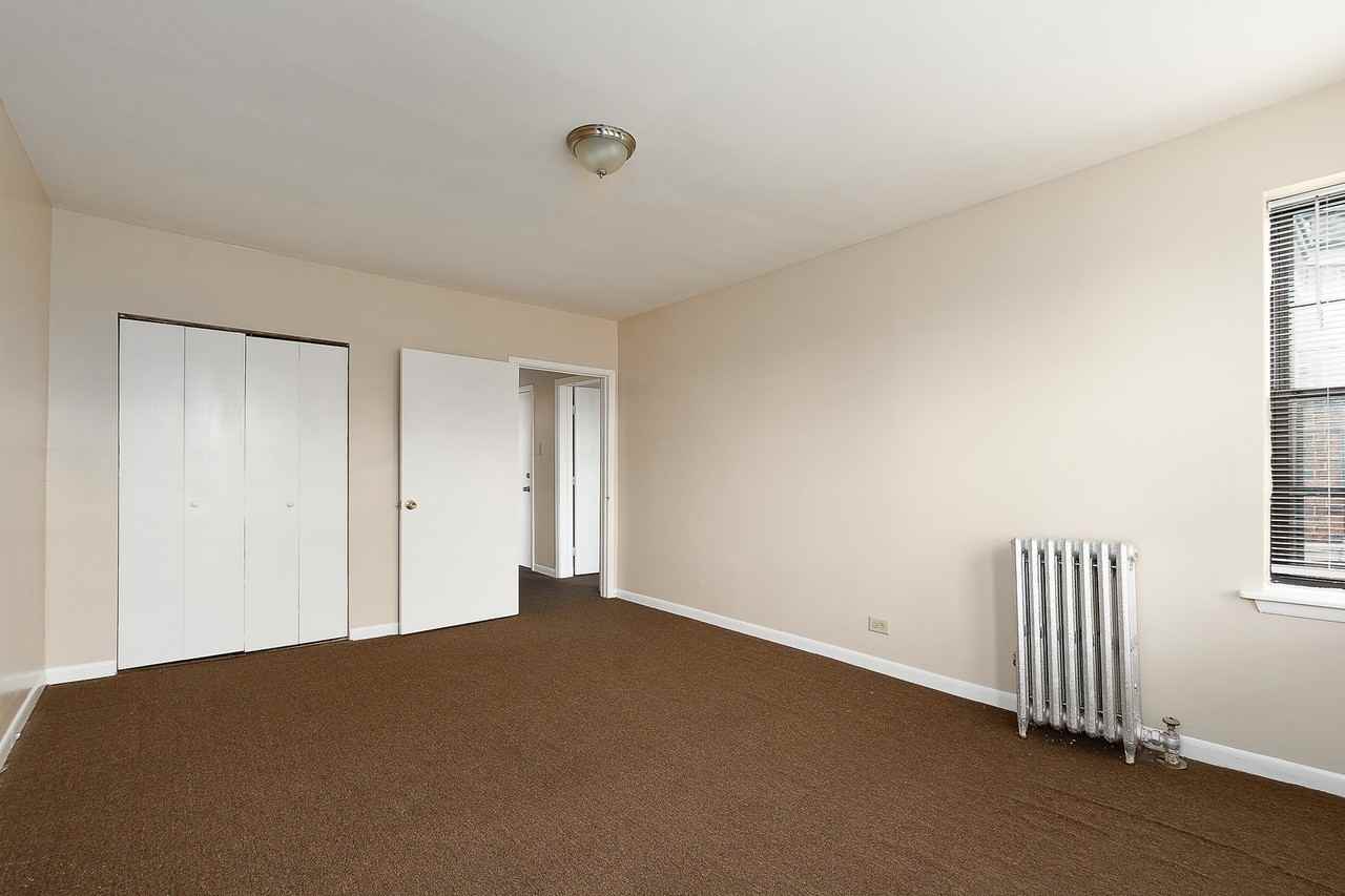 122-124 S California Ave/2806-12 W Wilcox St. - Photo 4 of 13