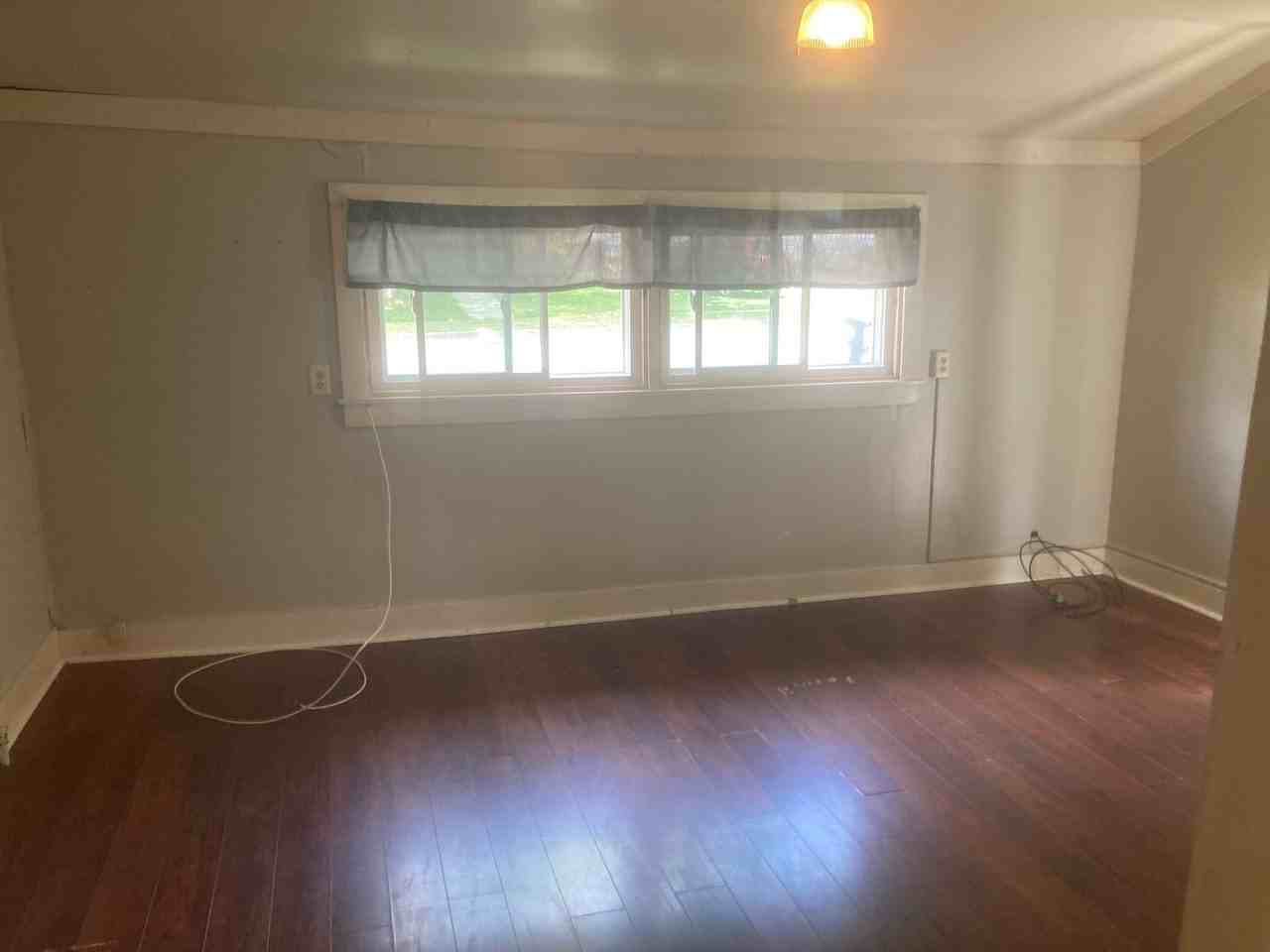 113 Lawrence - Photo 2 of 7