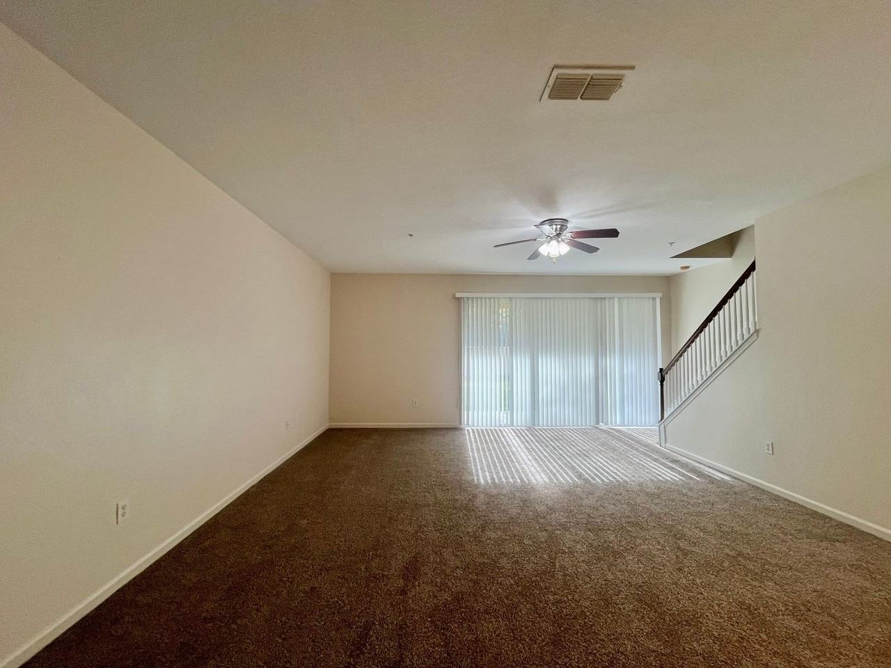 2948 Ashland Ln S - Photo 3 of 24