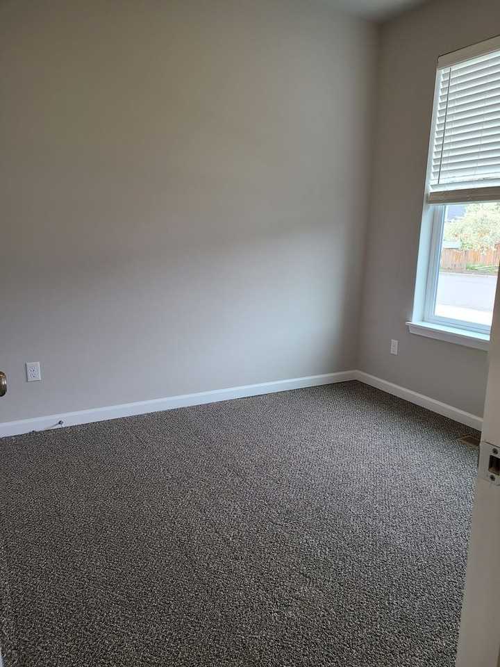 15711 View Dr Se - Photo 7 of 50