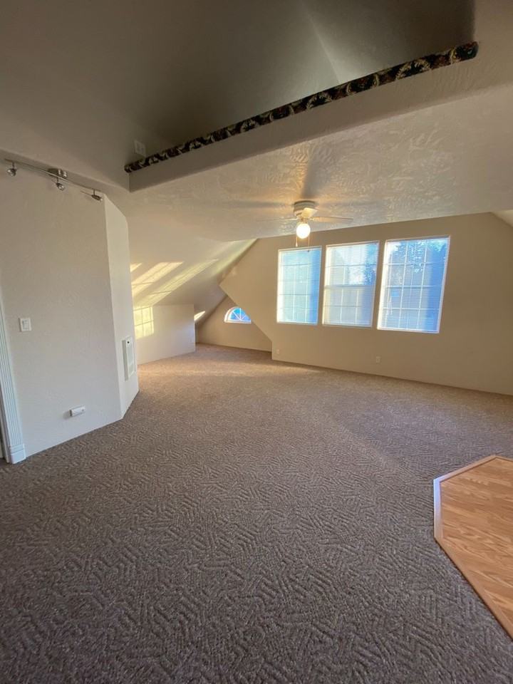 236 E Madison Ave - Photo 3 of 13