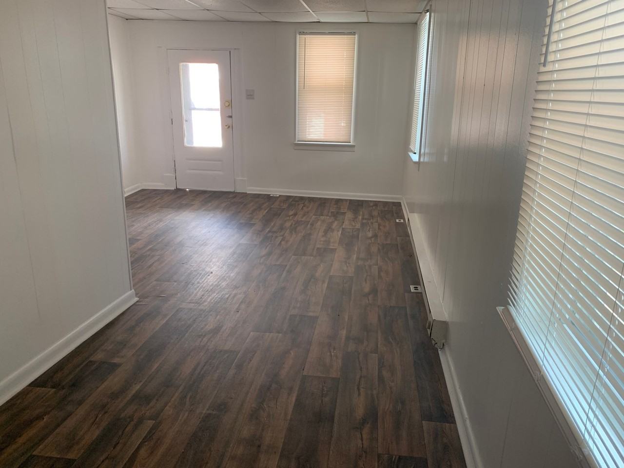 12 12 N Main St #A - Photo 2 of 13