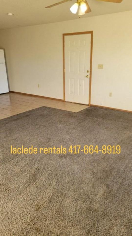 1143 Lake Dr - Photo 2 of 9