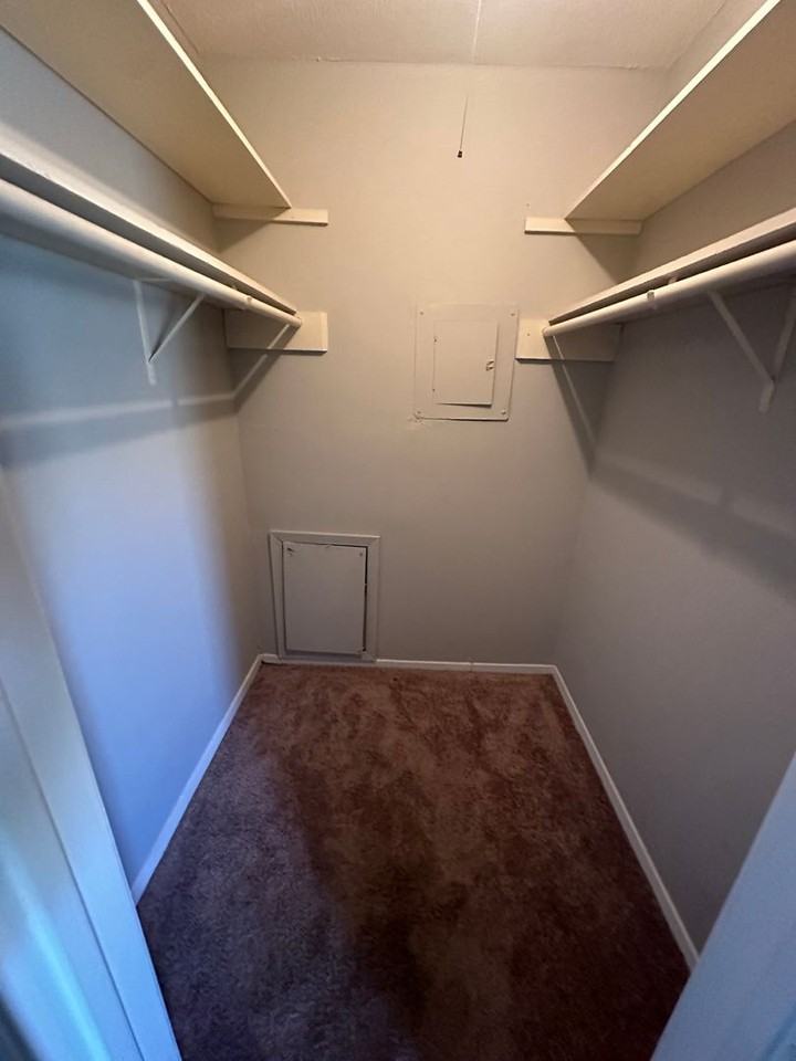 1859 Poplar Woods Cir W #208 - Photo 6 of 7