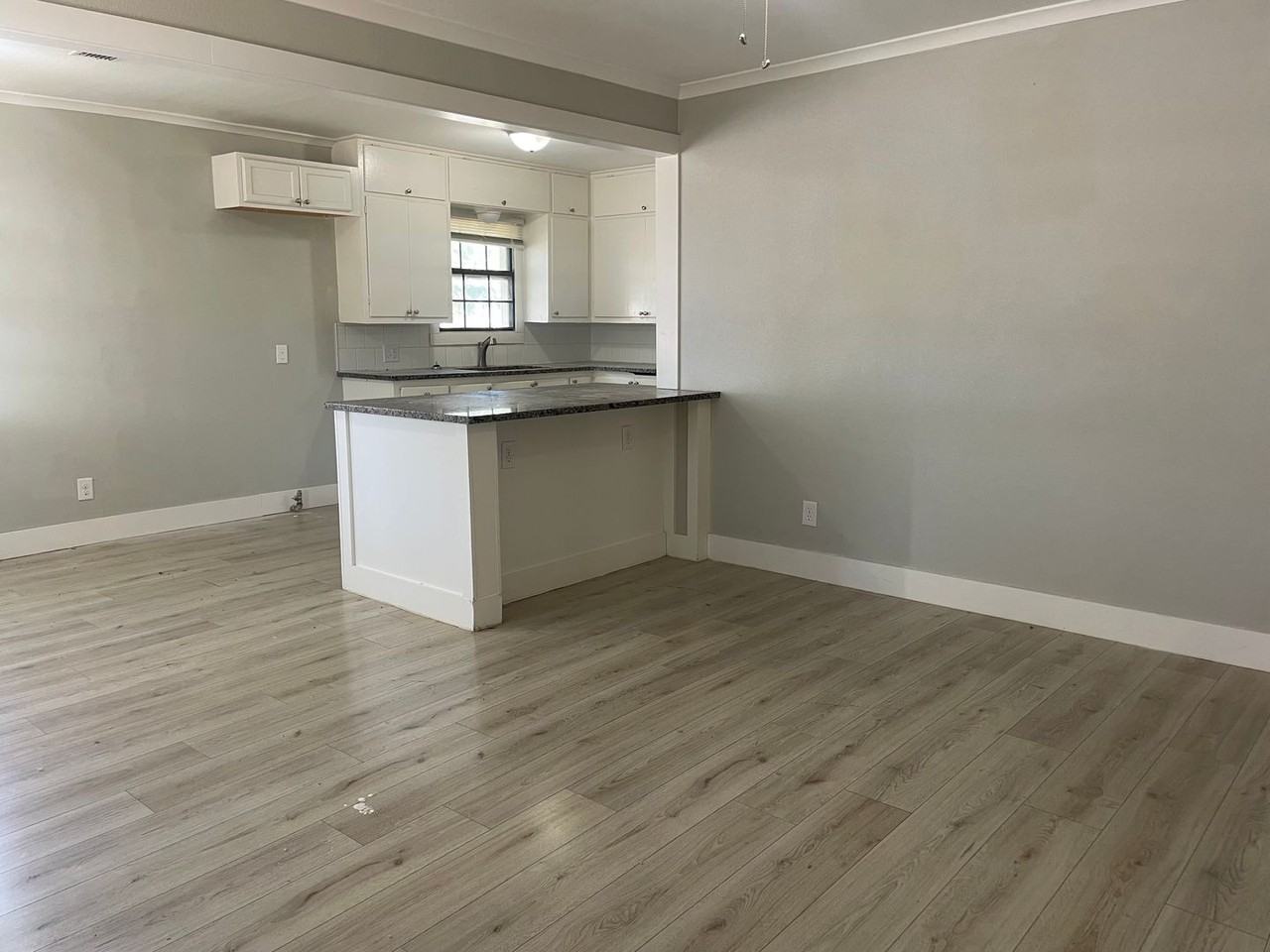 1301 Matador St - Photo 2 of 10