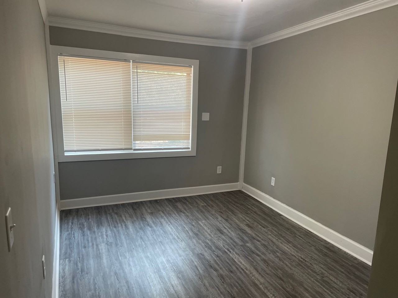 2121 S Fillmore St - Photo 5 of 13