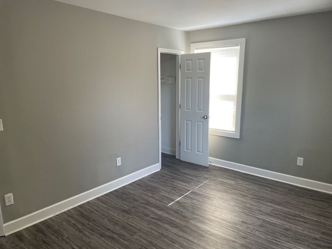 2121 S Fillmore St - Photo 7 of 13