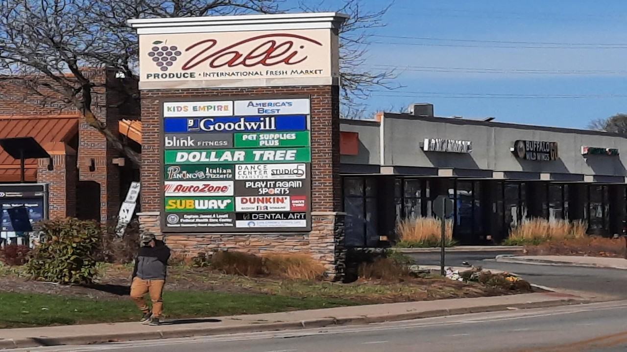 1101 Dodge Ave - Photo 3 of 50