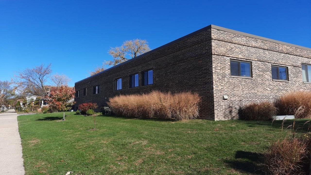 1101 Dodge Ave - Photo 6 of 50