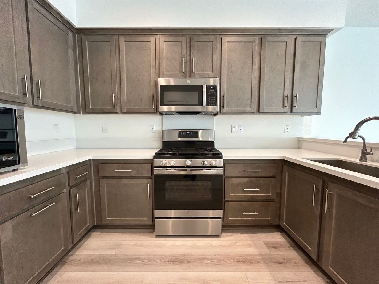 39385 Corvina Ln - Photo 3 of 23