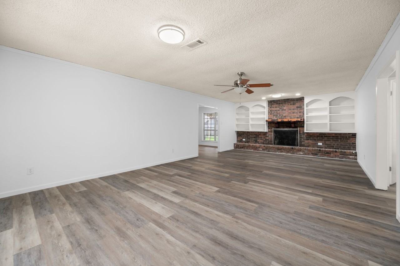 2920 Louise Ave - Photo 3 of 31