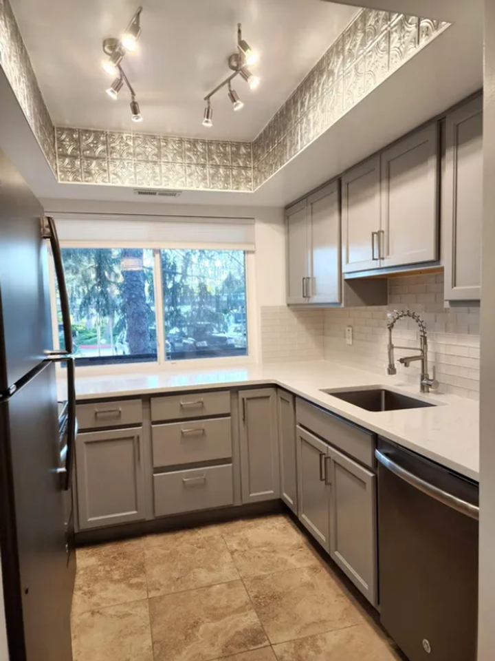 4943 S Eastridge Ln - Photo 3 of 16