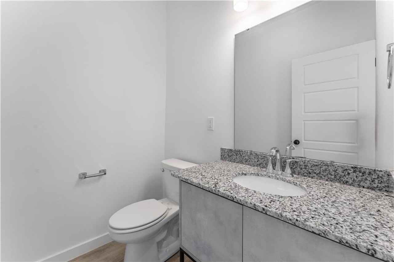 861 Ventnor Ave - Photo 5 of 14