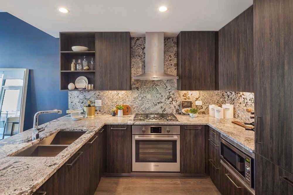 N Hudson Ave - Photo 2 of 13