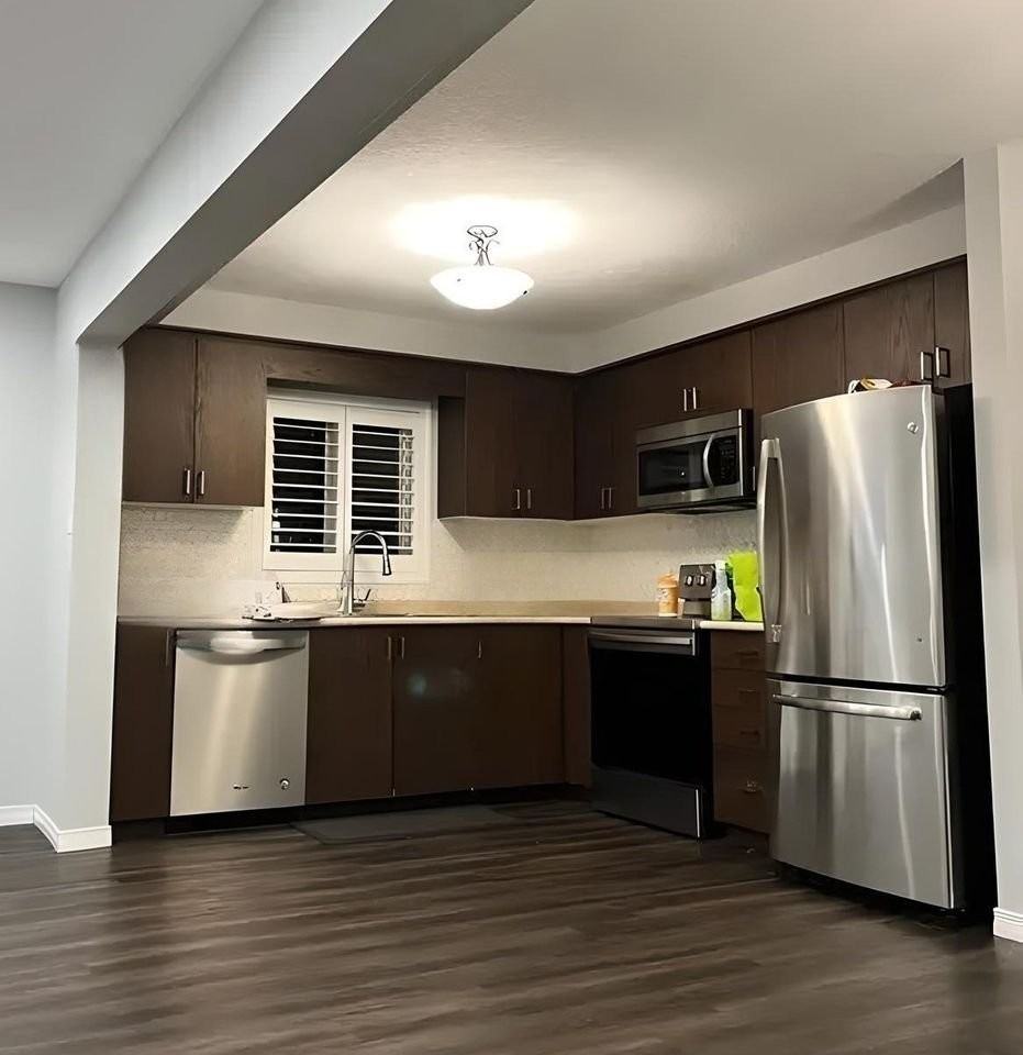 175 Hardcastle Drive - Photo 2 of 8