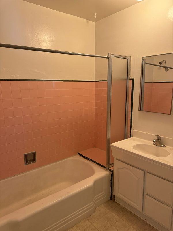 1820 Grace Ave ##1 - Photo 2 of 10