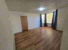 featured image of 204 W Garden Ave #2