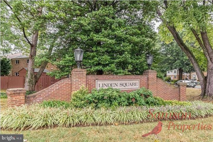 9626 Lindenbrook Street - Photo 2 of 18