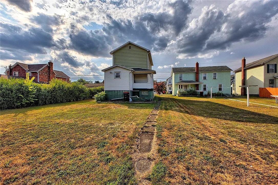 227 Loyalhanna Ave #NA - Photo 2 of 12