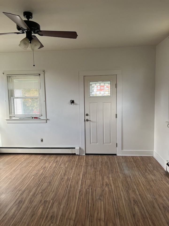 227 Loyalhanna Ave #NA - Photo 7 of 12