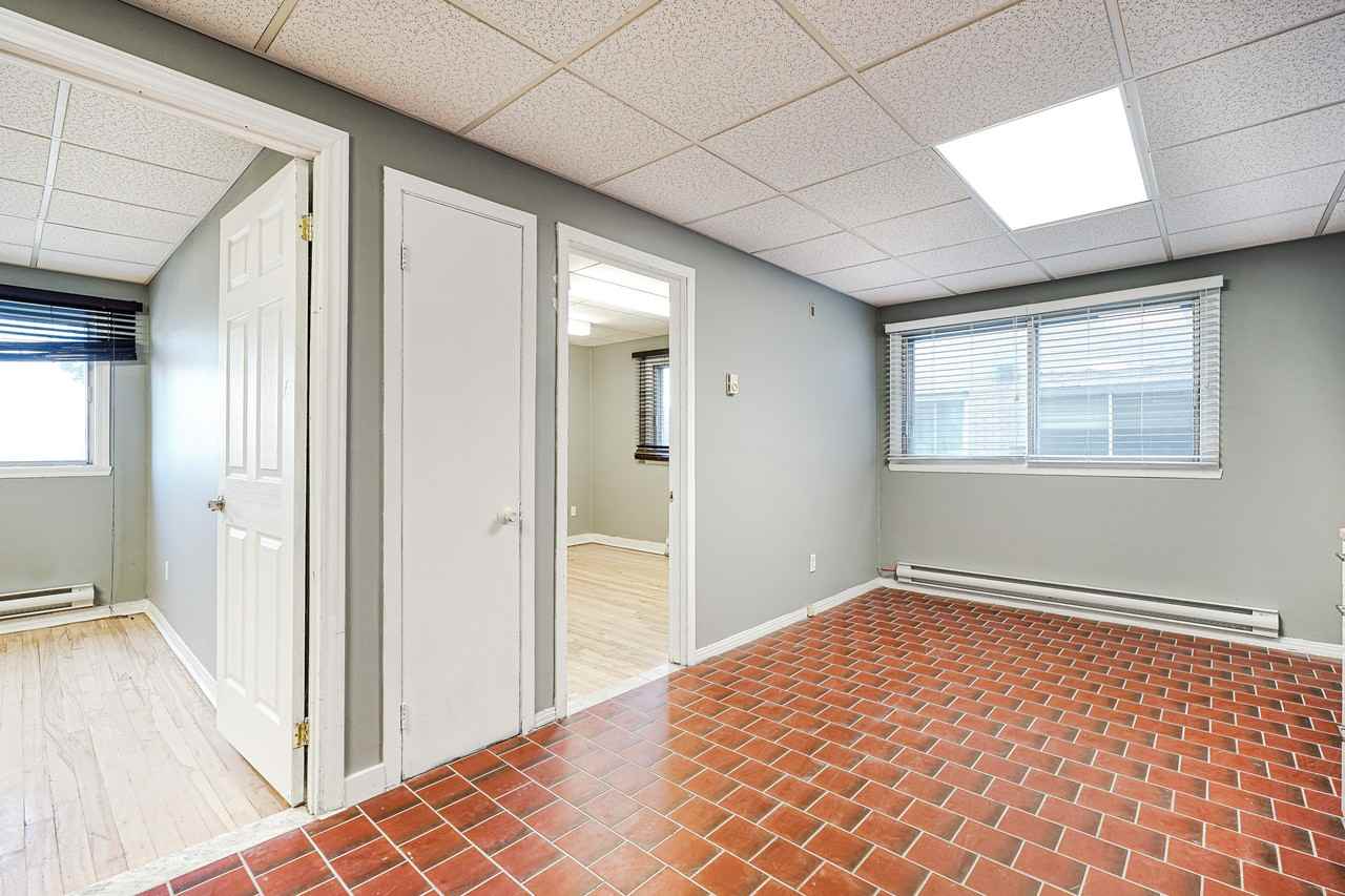 5651 Boul Henri-Bourassa E #1 - Photo 3 of 10