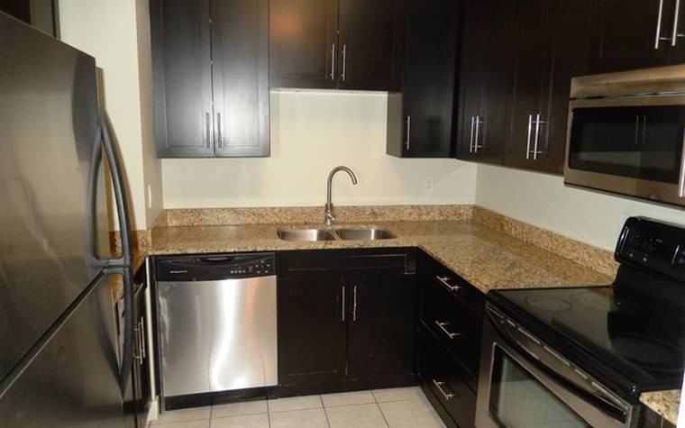 2410 Louise St #6 - Photo 2 of 9