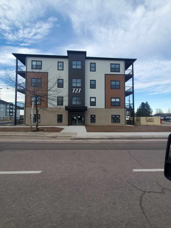 727 Coverdale Rd #305