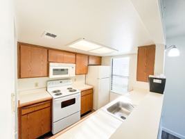 featured image of 445 W Nees Ave