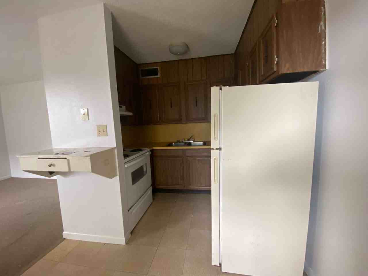 Mercedes Portfolio - Photo 5 of 12