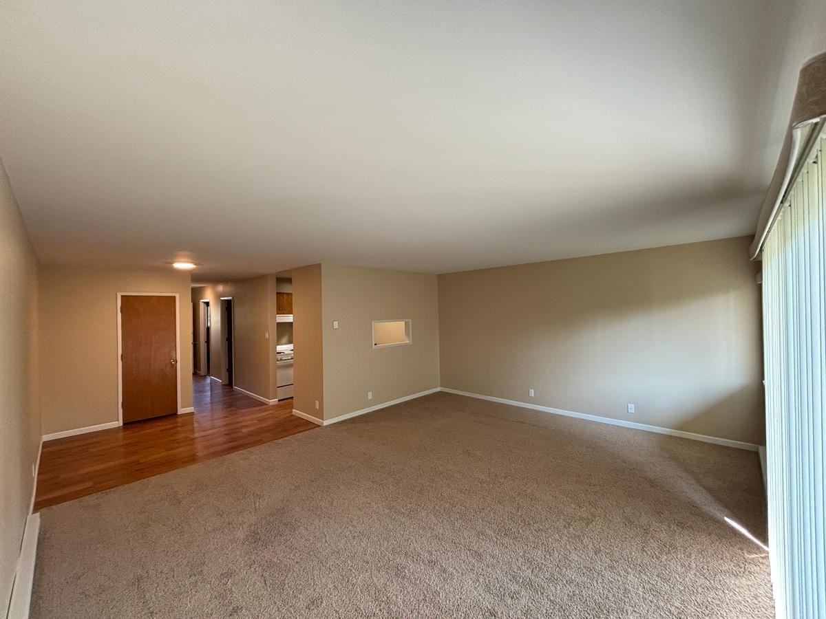 115 Merriam St - Photo 3 of 6