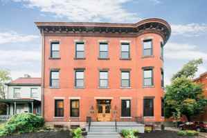 featured image of 1202 W North Ave