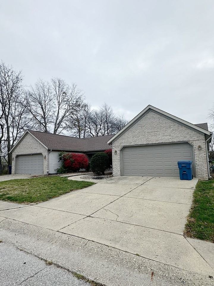 2138 Cliburn Rd - Photo 2 of 22