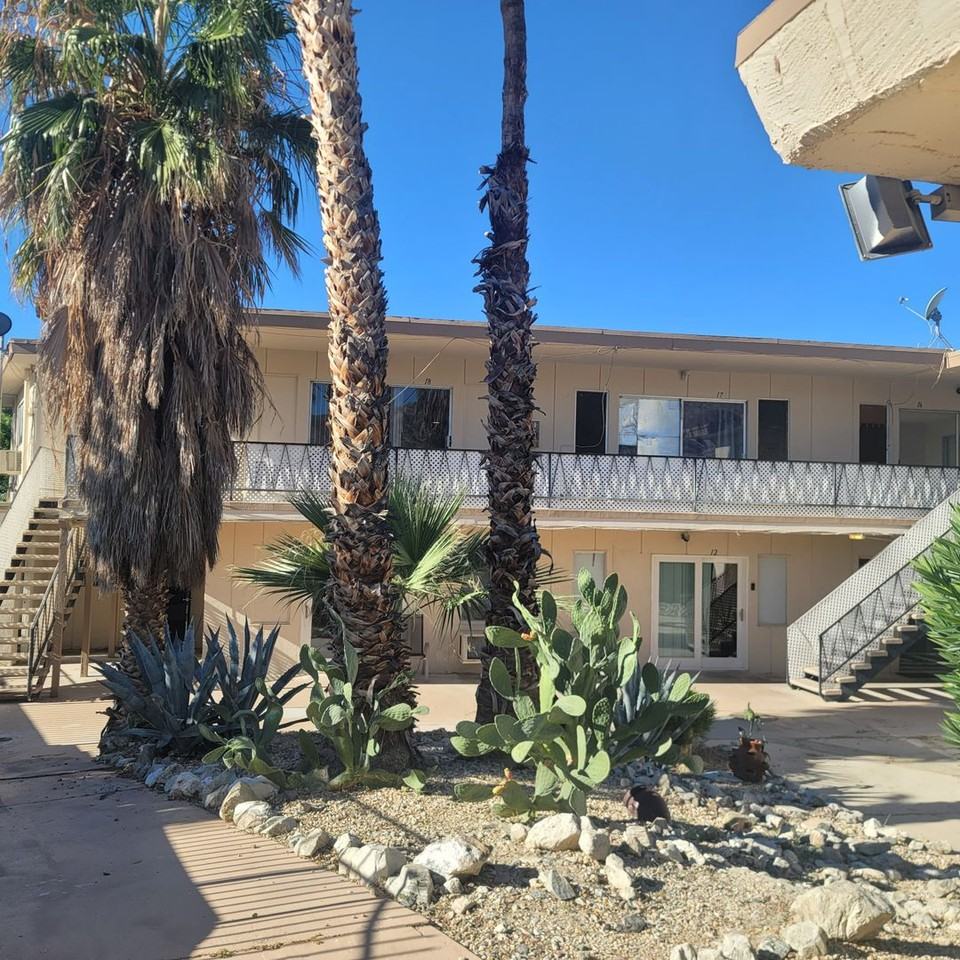 Sun Villa Apartments - Photo 7 of 13