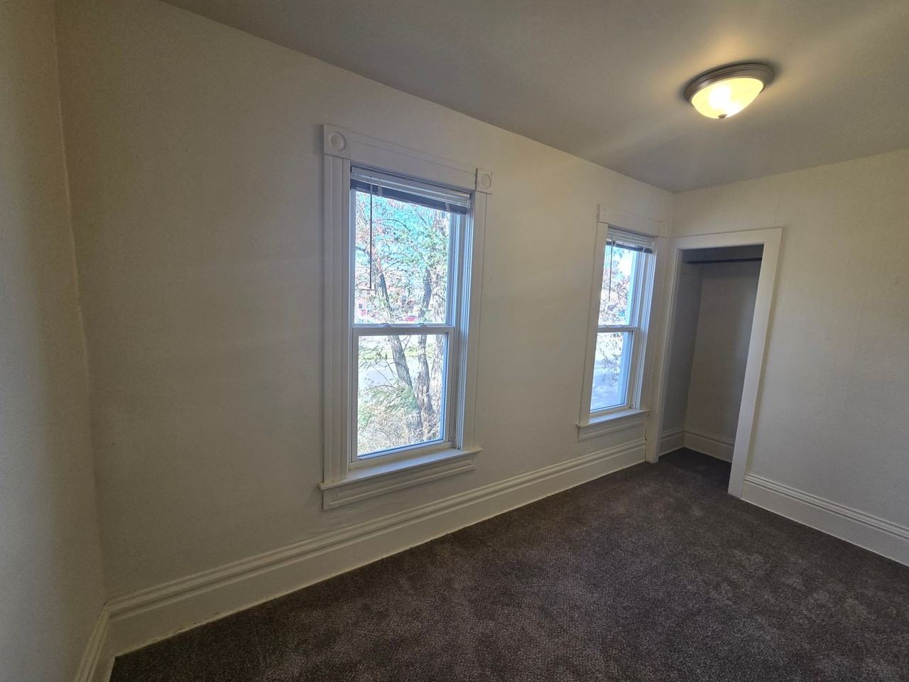 1317 1st Ave - Photo 5 of 8