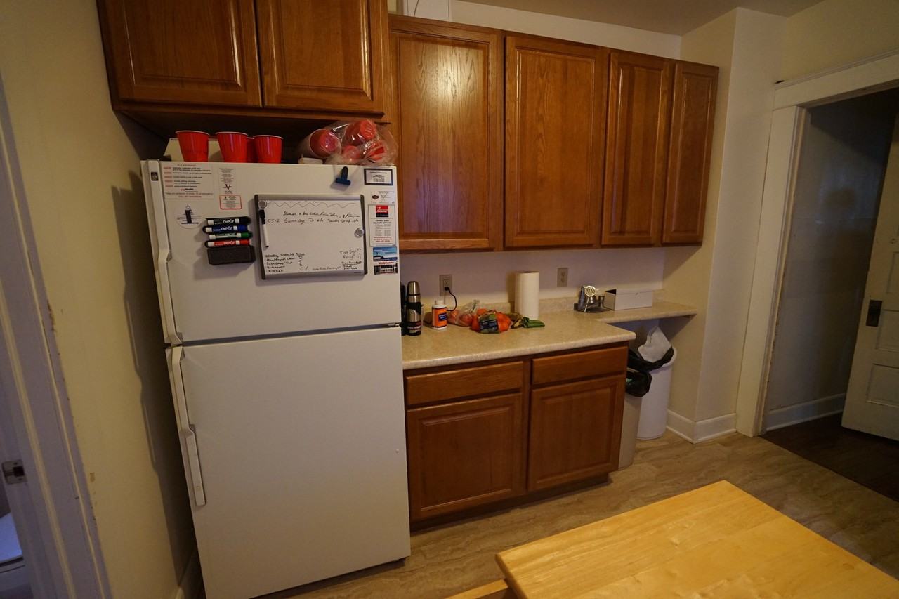 114 S Orchard St - Photo 5 of 10