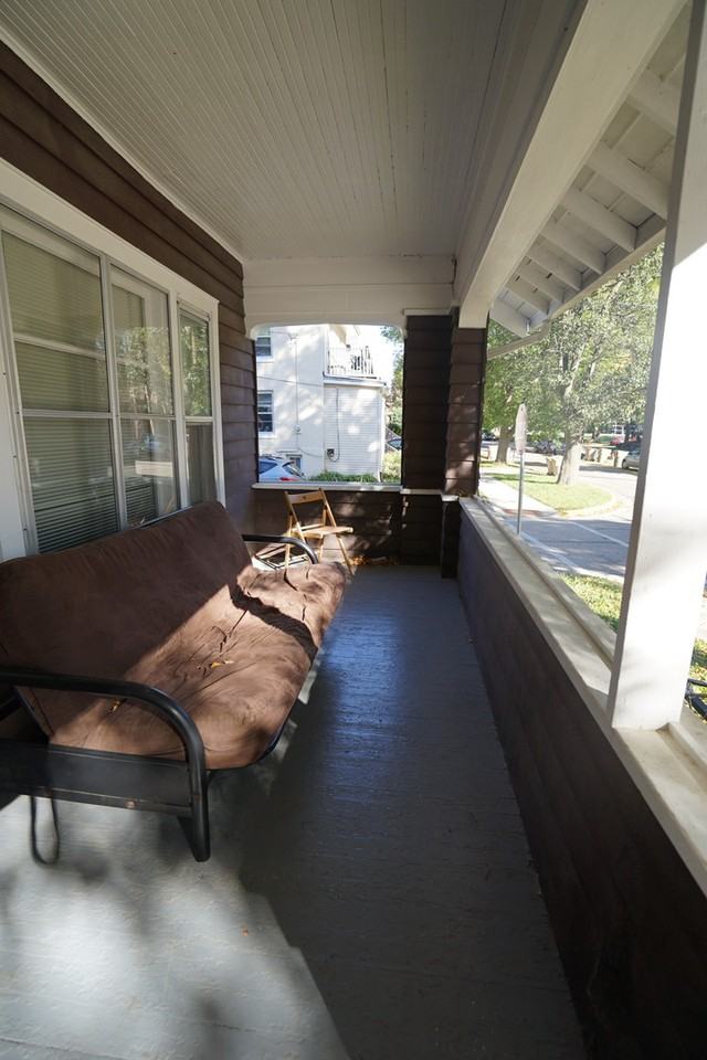 114 South Orchard Street - Photo 2 of 10