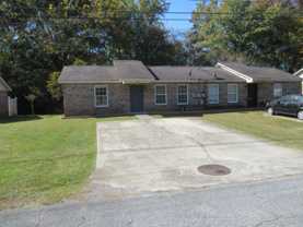 135B Carroll Cir - Photo 1 of 1